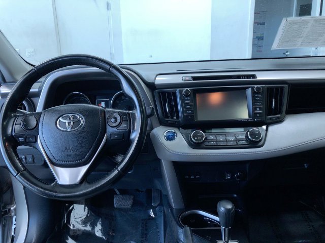 Thumbnail: 2018 Toyota RAV4 - 2