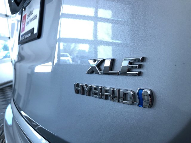 Thumbnail: 2018 Toyota RAV4 - 7