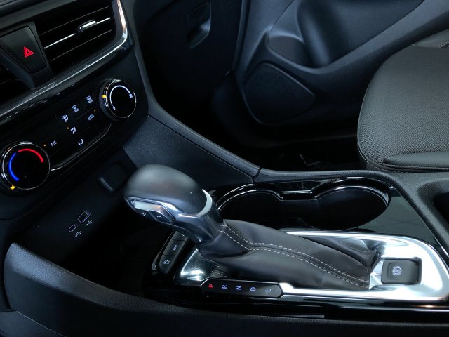 Thumbnail: 2025 Buick Encore GX - 15