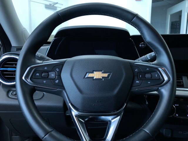 Thumbnail: 2025 Chevrolet Trax - 13