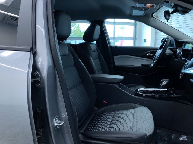 Thumbnail: 2025 Chevrolet Trax - 10