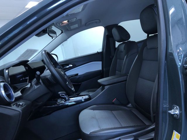 Thumbnail: 2025 Chevrolet Trax - 11
