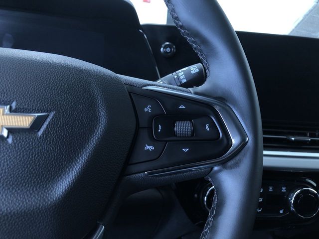 Thumbnail: 2025 Chevrolet Trax - 30