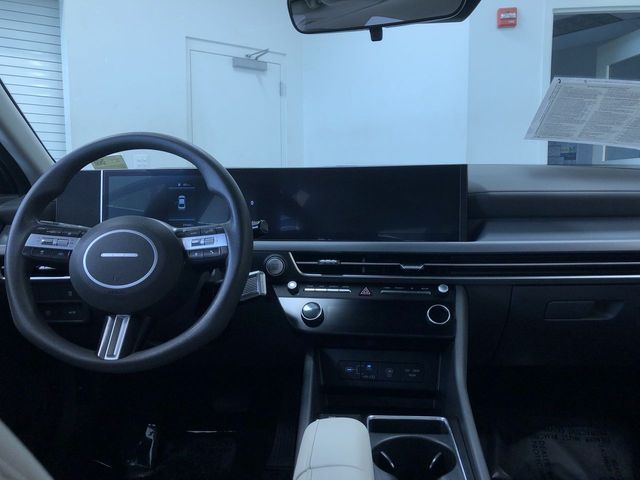 Thumbnail: 2025 Hyundai Sonata - 8