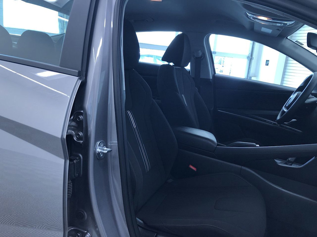 2024 Hyundai Elantra SEL 30