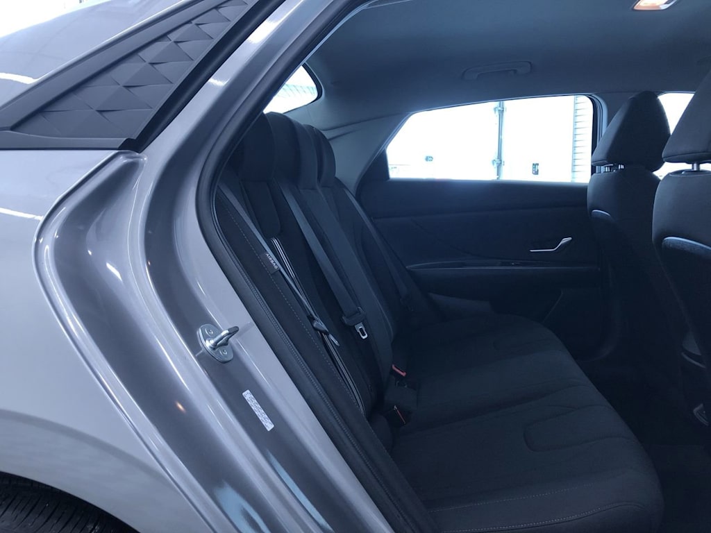 2024 Hyundai Elantra SEL 28