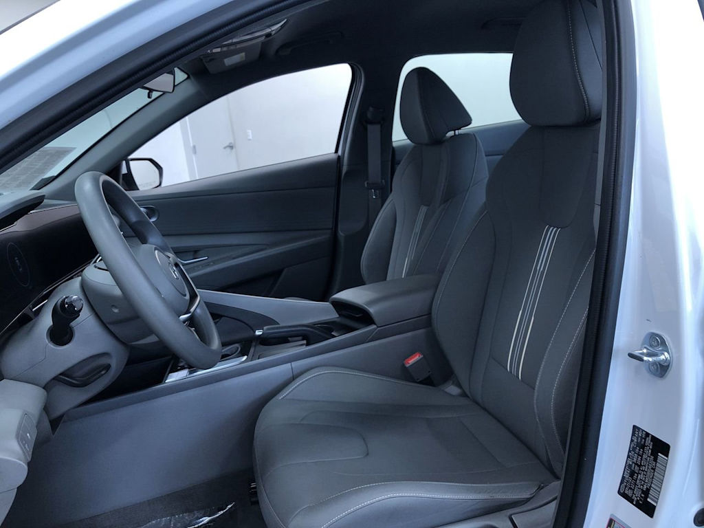 2024 Hyundai Elantra SEL 10