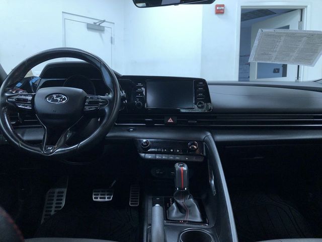 Thumbnail: 2022 Hyundai Elantra - 7