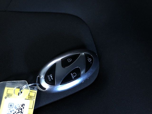 Thumbnail: 2025 Hyundai Elantra - 32
