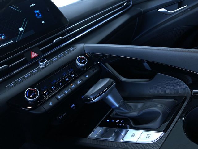 Thumbnail: 2025 Hyundai Elantra - 14