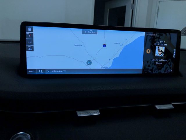 Thumbnail: 2023 Genesis GV70 - 34