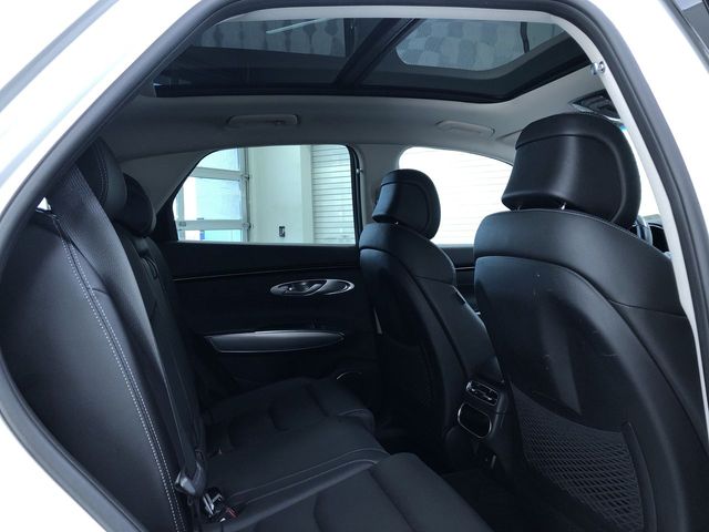 Thumbnail: 2023 Genesis GV70 - 29