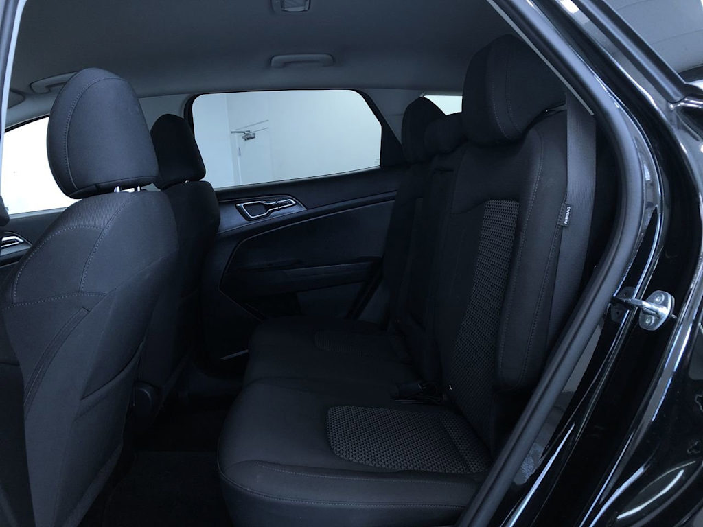 2024 Kia Sportage LX 28