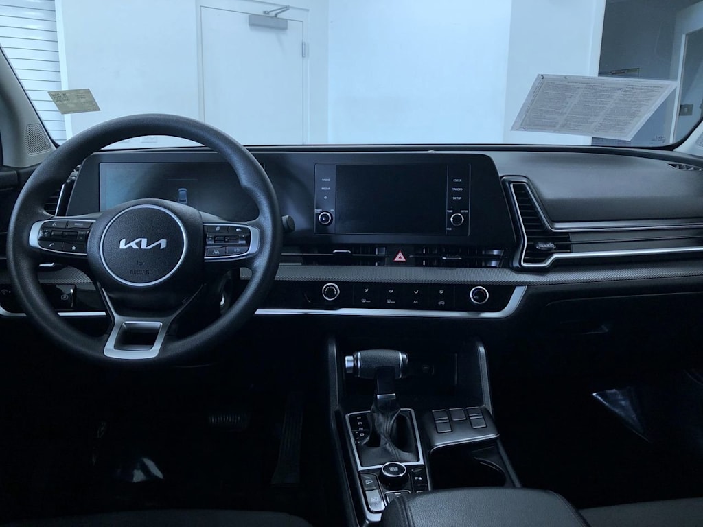 2024 Kia Sportage LX 9
