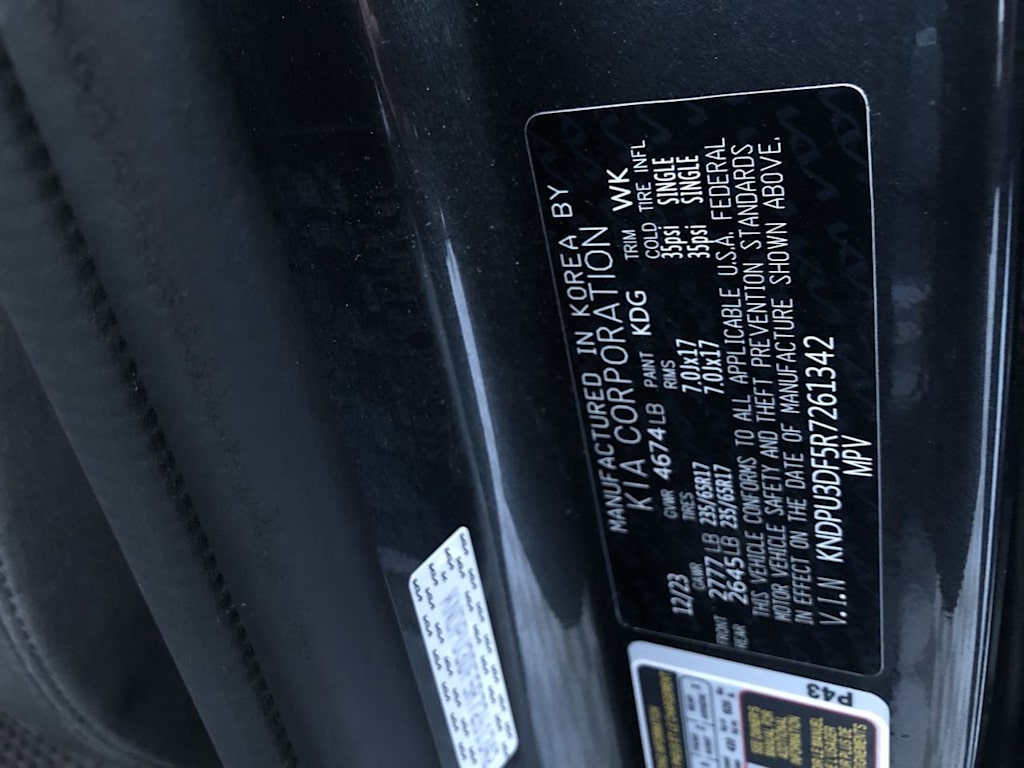 2024 Kia Sportage LX 17