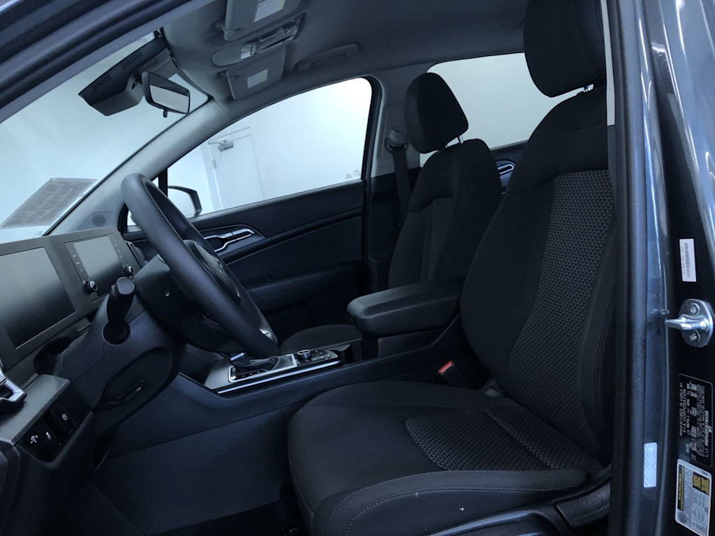 2024 Kia Sportage LX 9