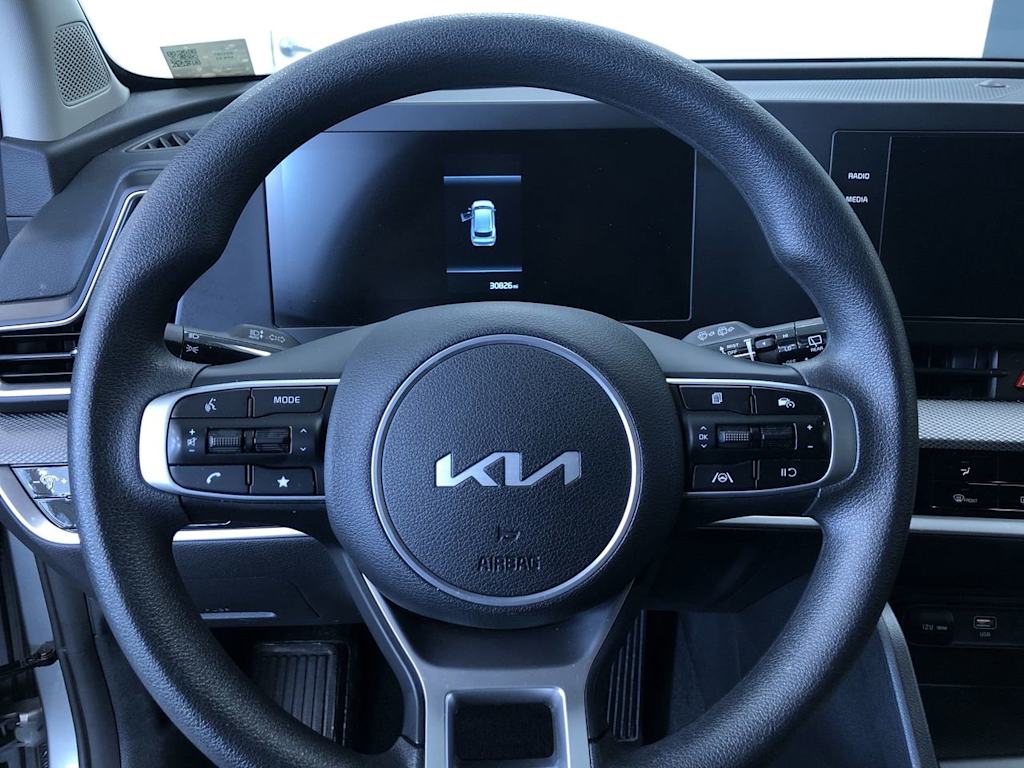 2024 Kia Sportage LX 13