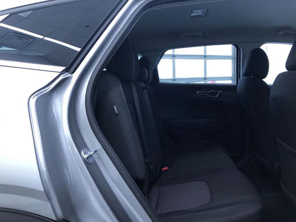 2024 Kia Sportage LX 28