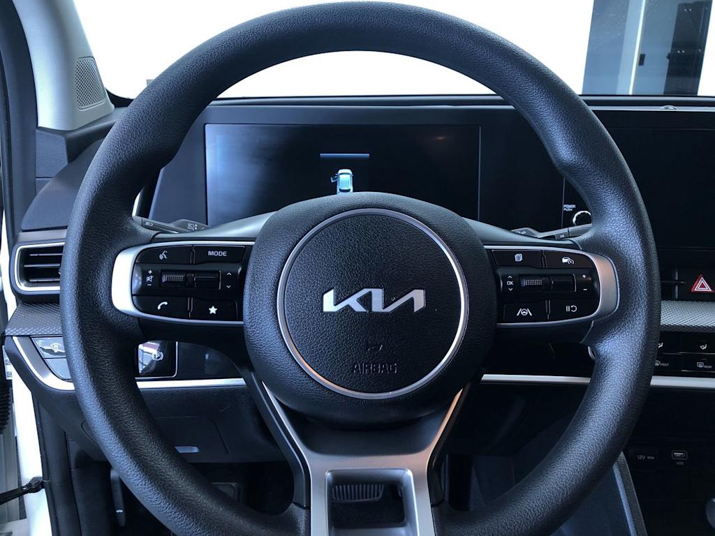 2024 Kia Sportage LX 13