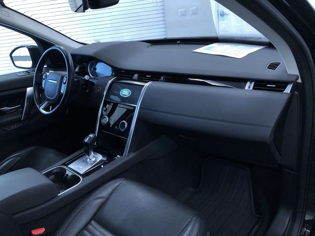 Thumbnail: 2020 Land Rover Discovery Sport - 13