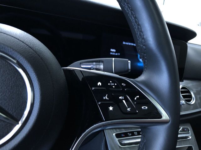 Thumbnail: 2021 Mercedes-Benz E-Class - 33