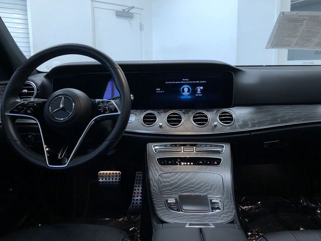 Thumbnail: 2021 Mercedes-Benz E-Class - 9