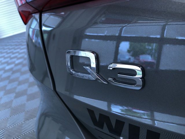 Thumbnail: 2021 Audi Q3 - 28