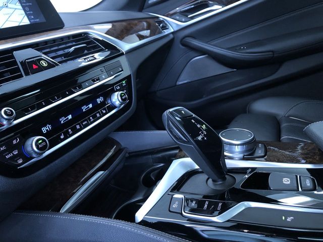 Thumbnail: 2020 BMW 5 Series - 14