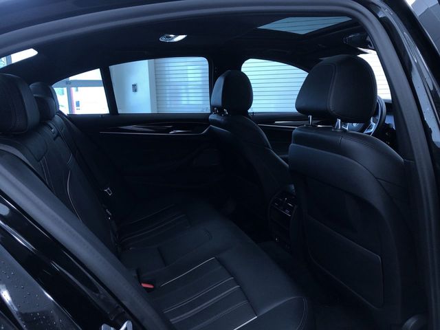 Thumbnail: 2020 BMW 5 Series - 30