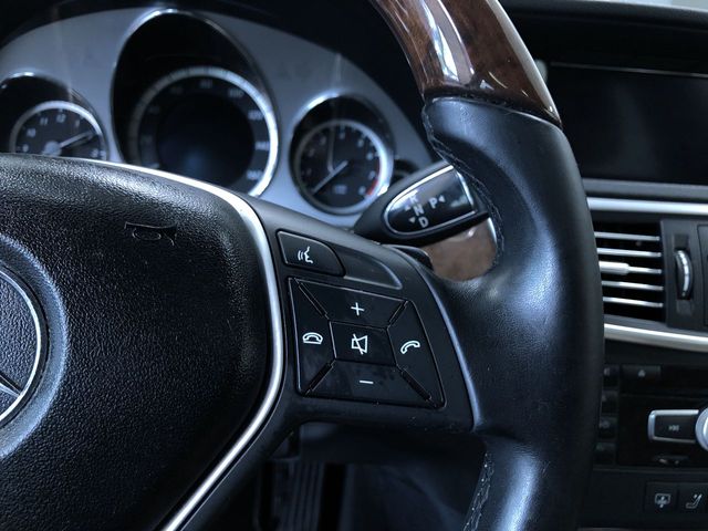 Thumbnail: 2012 Mercedes-Benz E-Class - 31