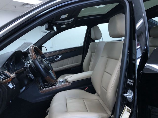 Thumbnail: 2012 Mercedes-Benz E-Class - 10