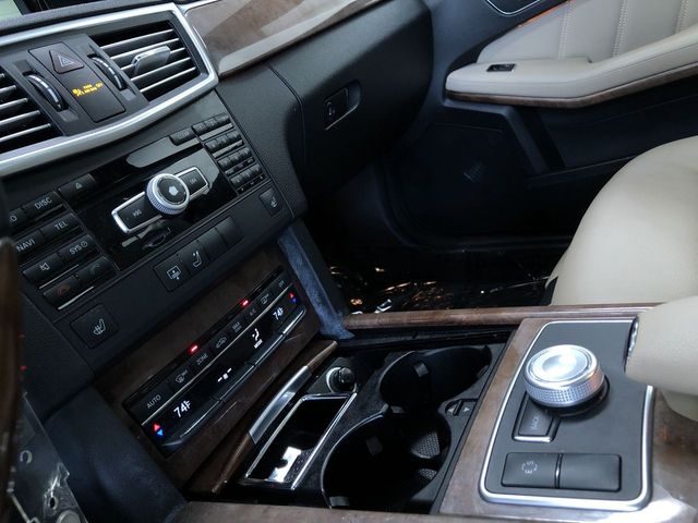Thumbnail: 2012 Mercedes-Benz E-Class - 16