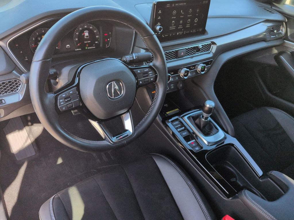 Thumbnail: 2023 Acura Integra - 2