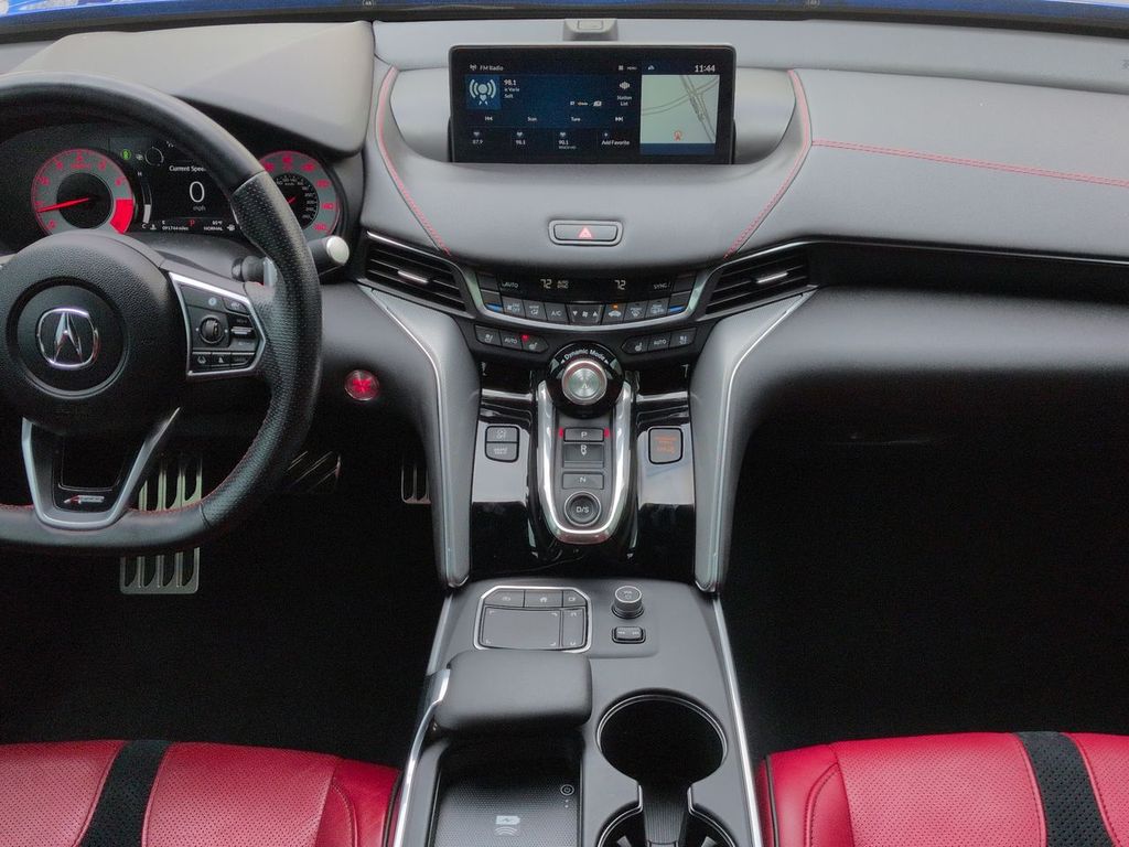 Thumbnail: 2022 Acura TLX - 10