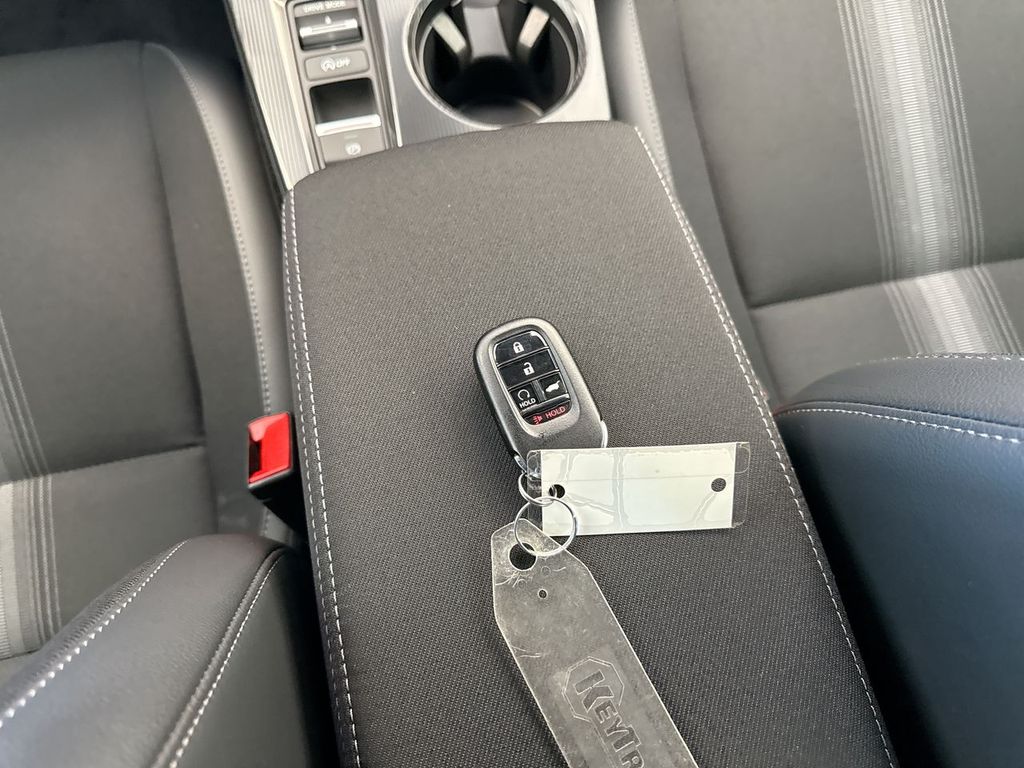 Thumbnail: 2024 Honda Civic - 36