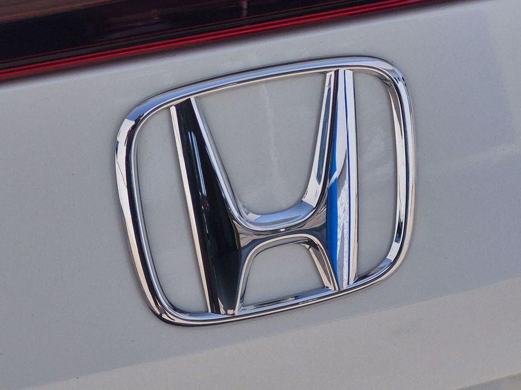 Thumbnail: 2023 Honda Civic - 26