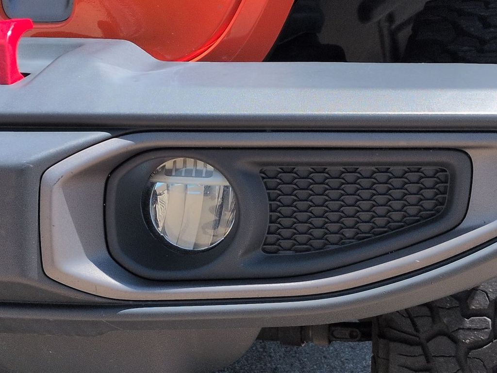 Thumbnail: 2019 Jeep Wrangler - 7