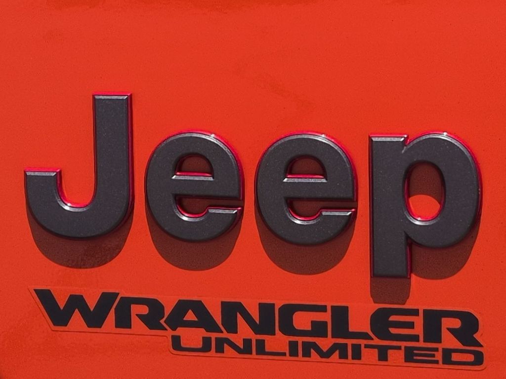 Thumbnail: 2019 Jeep Wrangler - 24