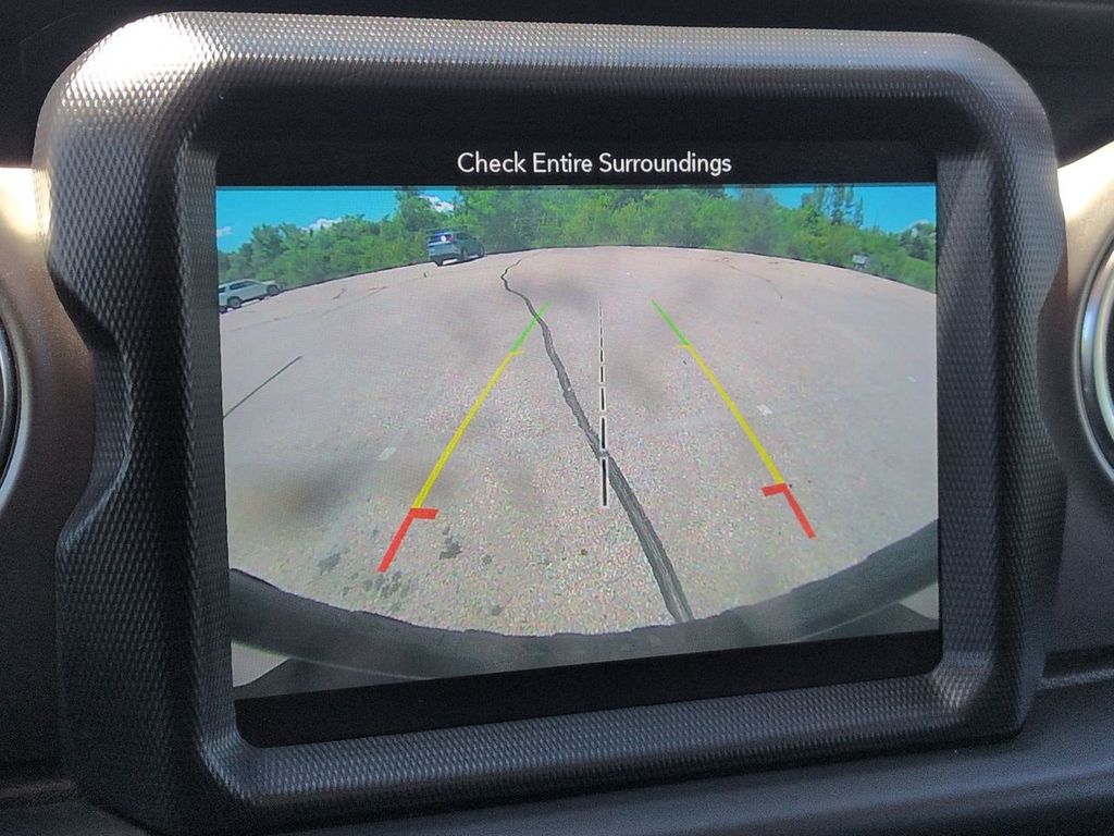 Thumbnail: 2019 Jeep Wrangler - 34