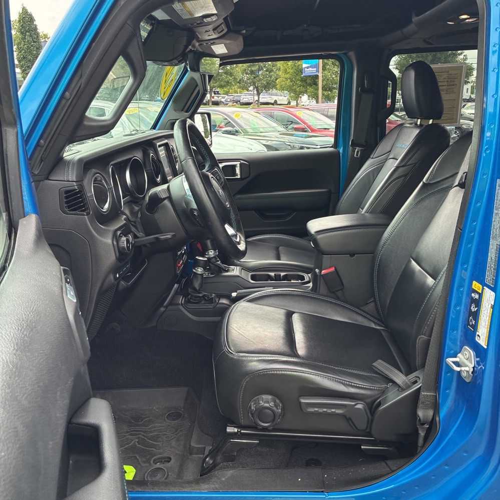 Thumbnail: 2022 Jeep Wrangler - 4