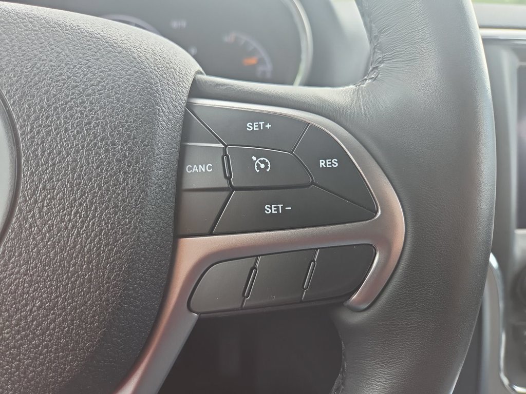 Thumbnail: 2018 Jeep Grand Cherokee - 30
