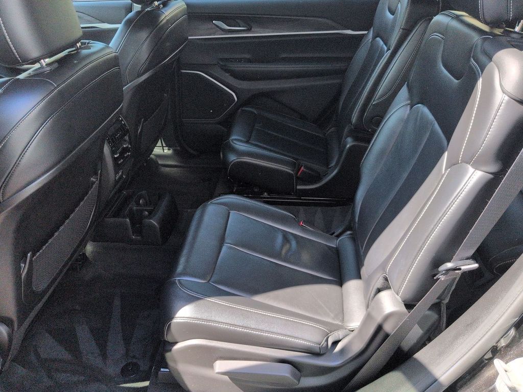 Thumbnail: 2021 Jeep Grand Cherokee L - 12