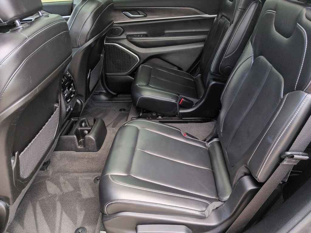 Thumbnail: 2021 Jeep Grand Cherokee L - 12
