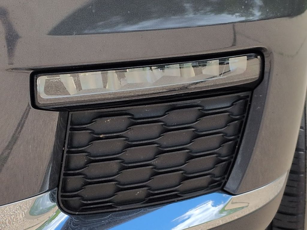 Thumbnail: 2021 Jeep Grand Cherokee L - 23