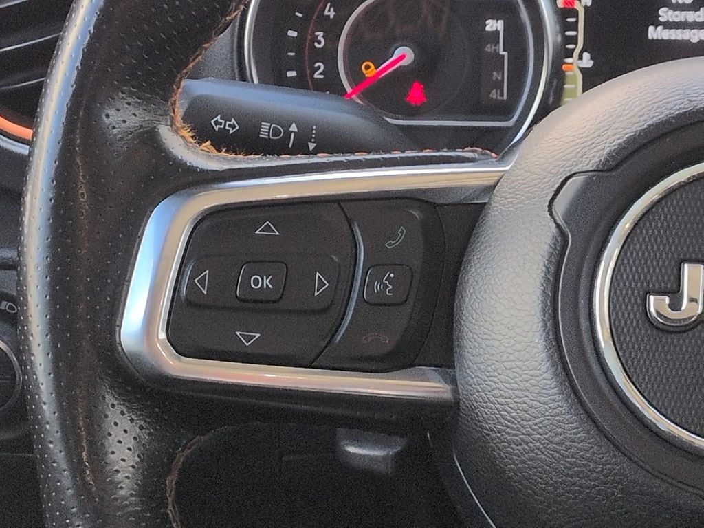 Thumbnail: 2021 Jeep Gladiator - 28