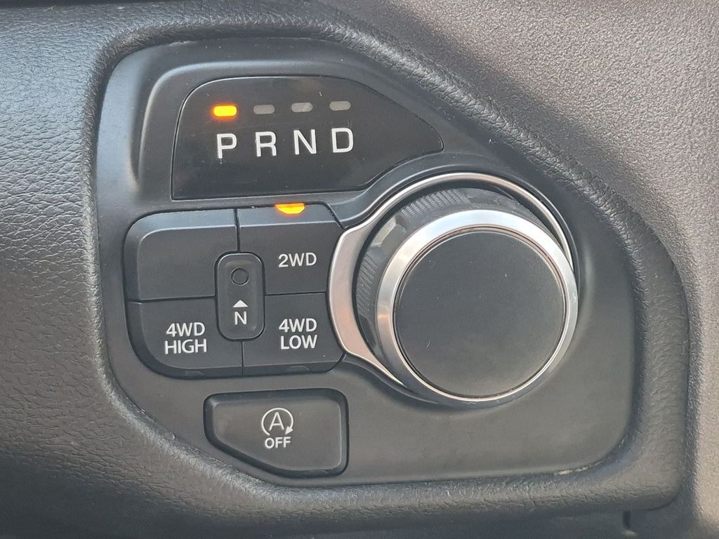 Thumbnail: 2019 RAM 1500 - 15