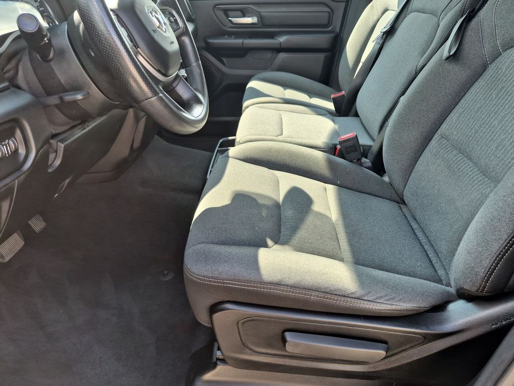 Thumbnail: 2019 RAM 1500 - 10