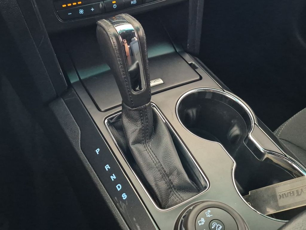 Thumbnail: 2017 Ford Explorer - 34