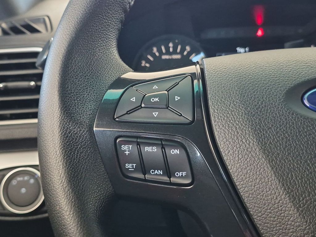 Thumbnail: 2017 Ford Explorer - 29