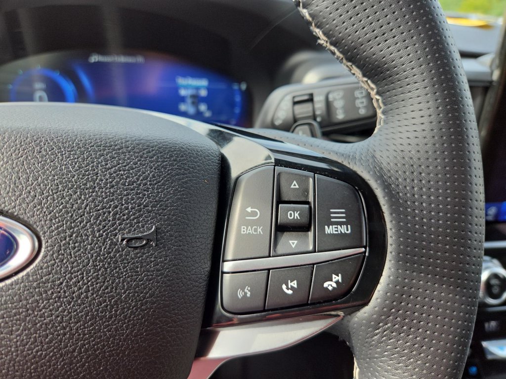 Thumbnail: 2021 Ford Explorer - 29